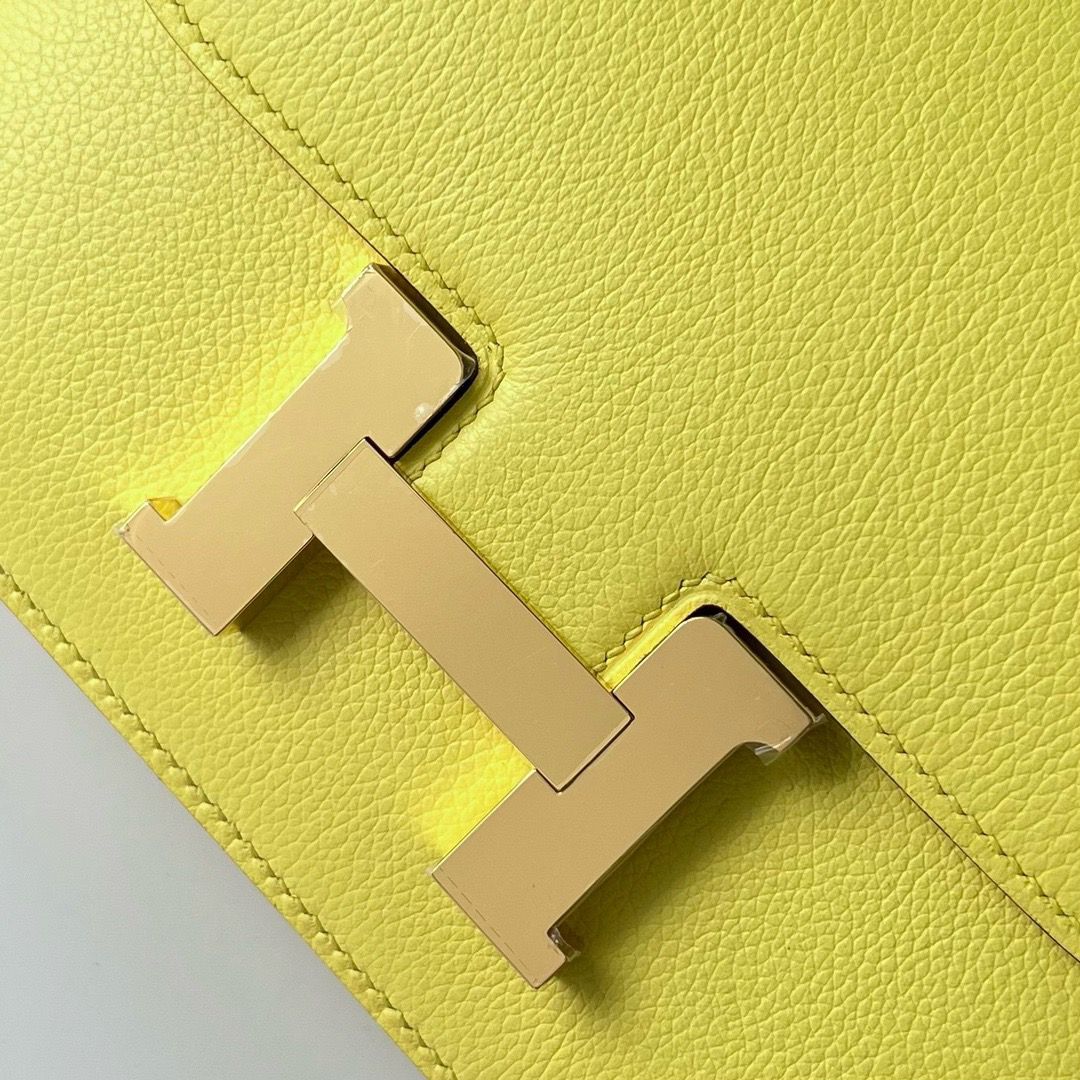 Hermes Constance 18 Handmade Bag In Lime Evercolor Calfskin - Image 5