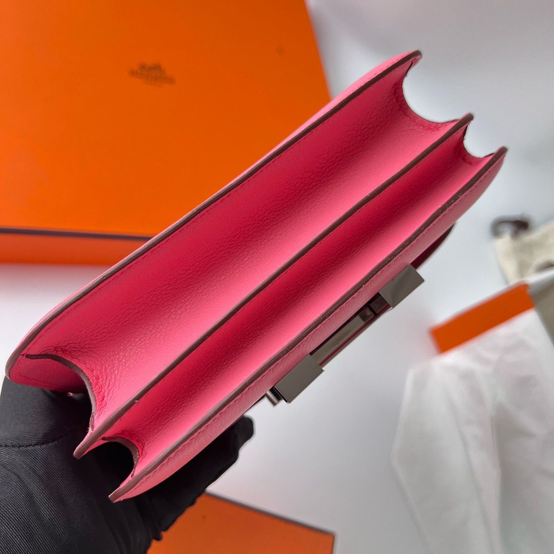 Hermes Constance 18 Handmade Bag In Rose Lipstick Evercolor Calfskin - Image 5