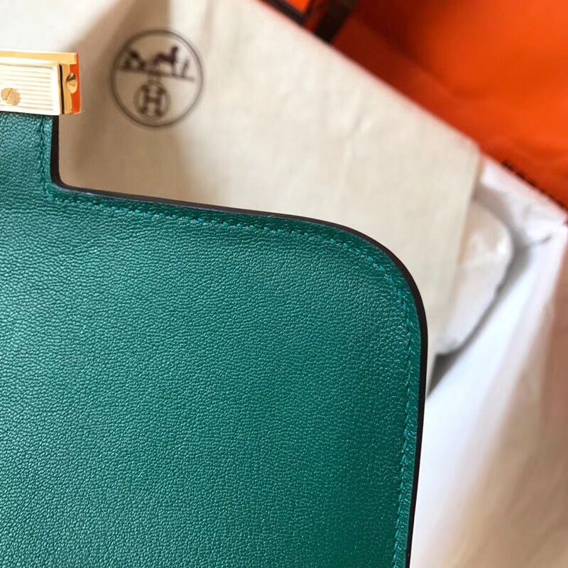Hermes Constance 24 Handmade Bag In Malachite Epsom Leather - Image 8