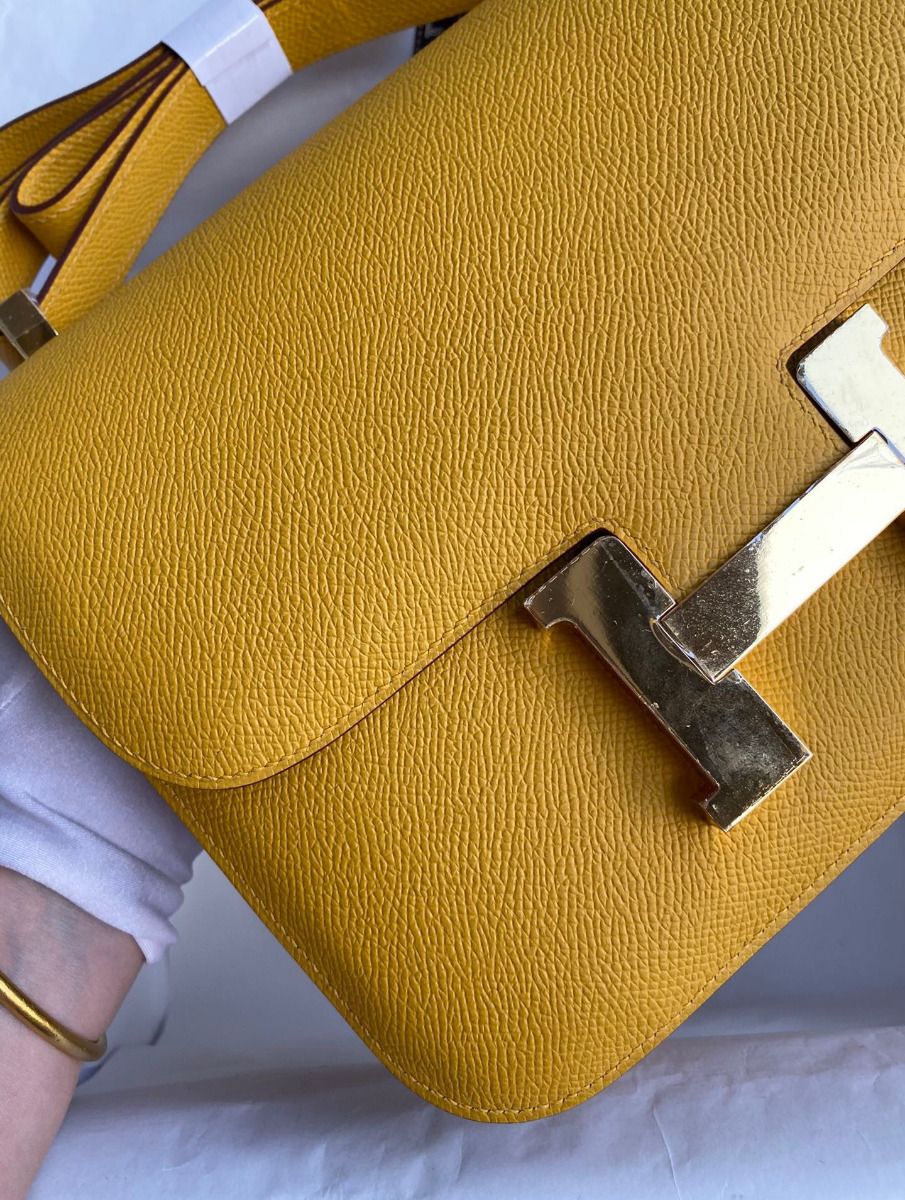 Hermes Constance 24 Handmade Bag In Jaune Ambre Epsom Calfskin - Image 5