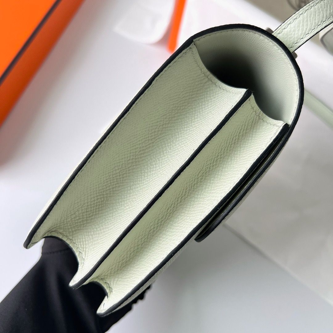 Hermes Constance 1-18 Mirror Bag In Vert Fizz Epsom Calfskin - Image 5