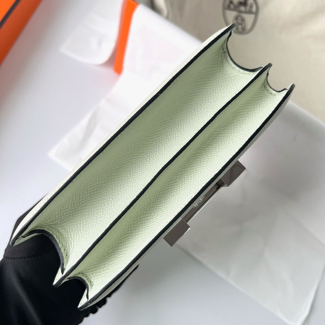 Hermes Constance 1-18 Mirror Bag In Vert Fizz Epsom Calfskin - Image 6