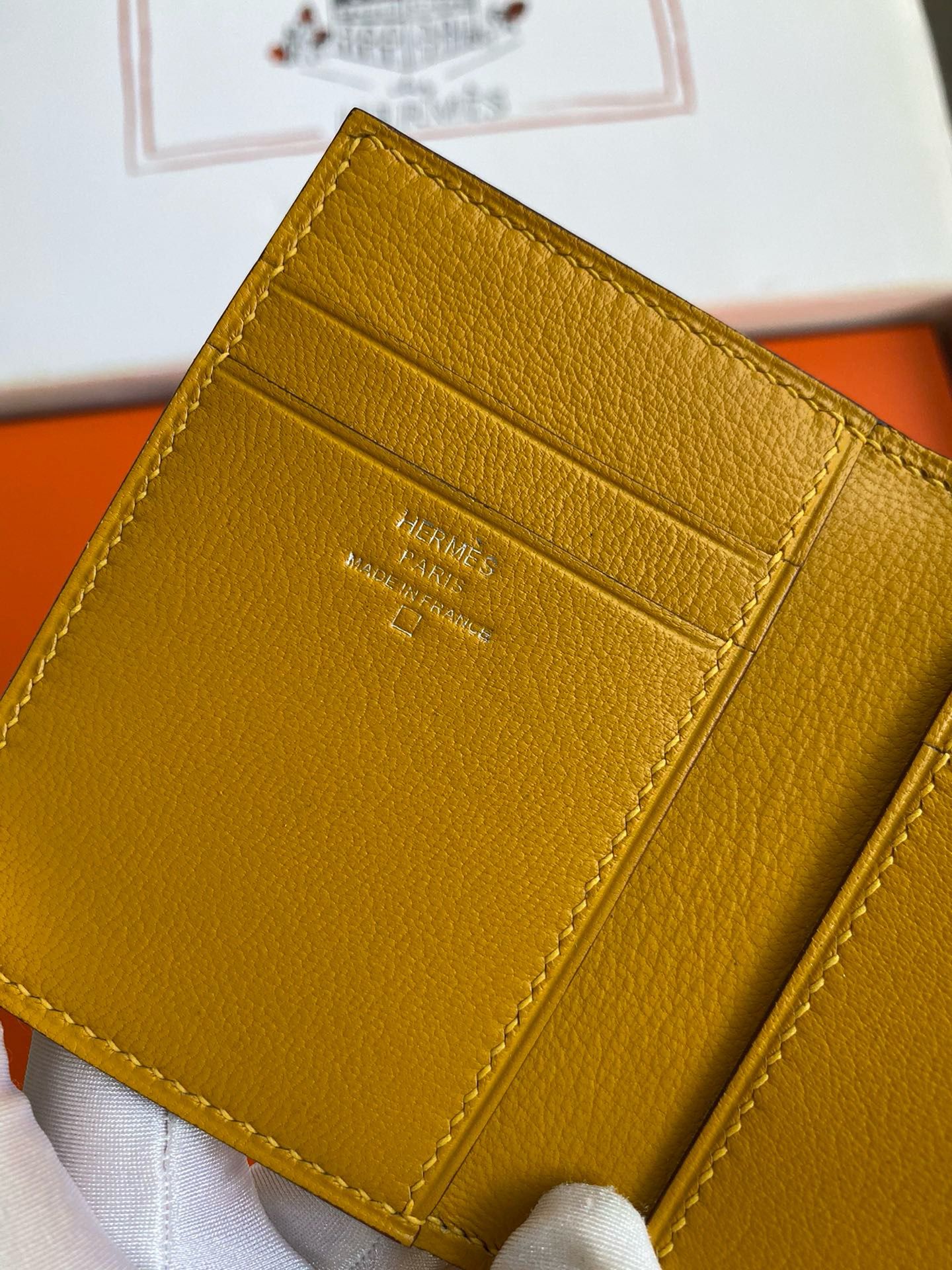 Hermes MC² Euclide Card Holder in Jaune Ambre Shiny Alligator Leather - Image 4