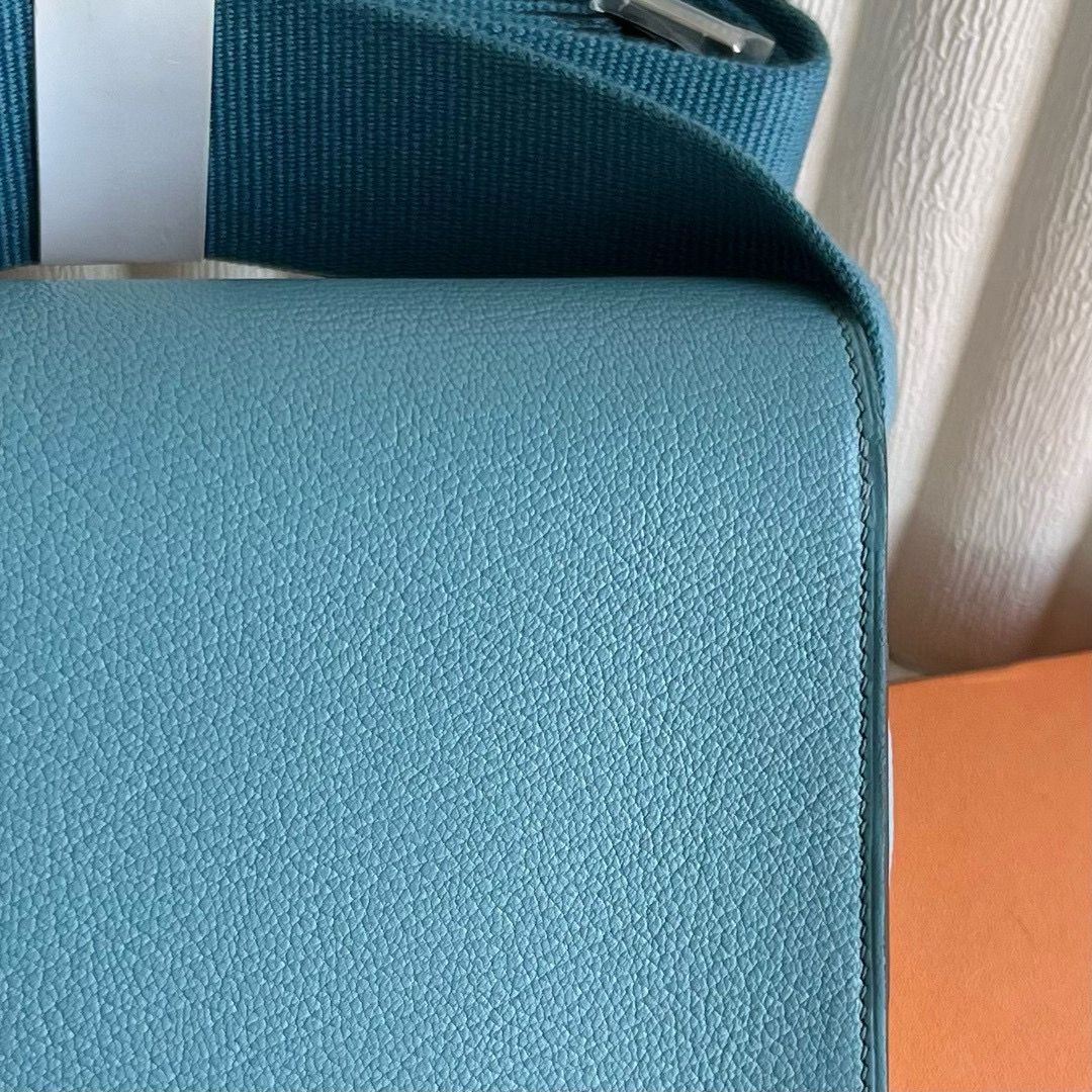 Hermes Geta Handmade Bag in Blue Jean Chevre Mysore Leather - Image 8