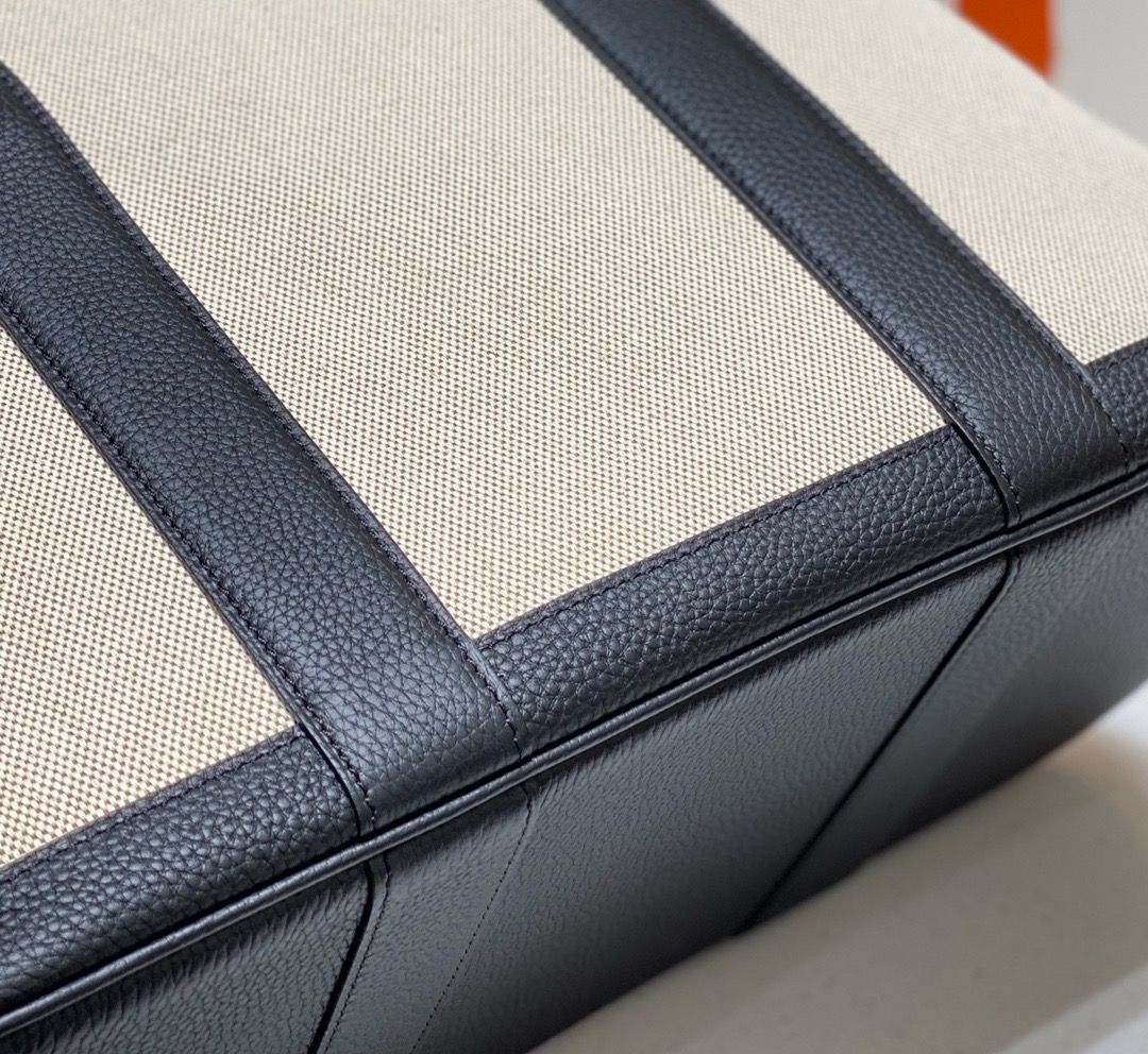 Hermes Garden Party 36cm Bag in Toile and Black Leather - Image 6