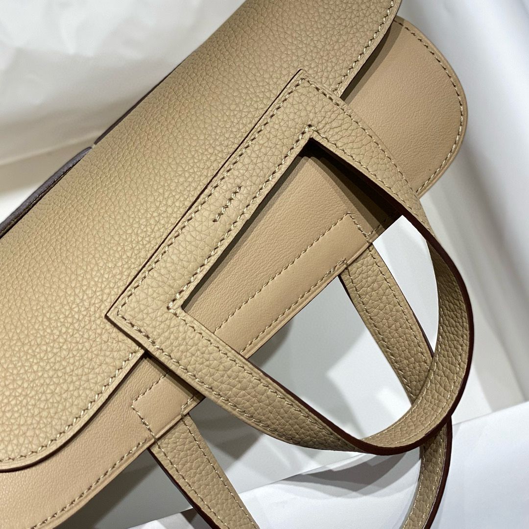 Hermes Halzan 25 Bag in Trench Clemence Leather - Image 5