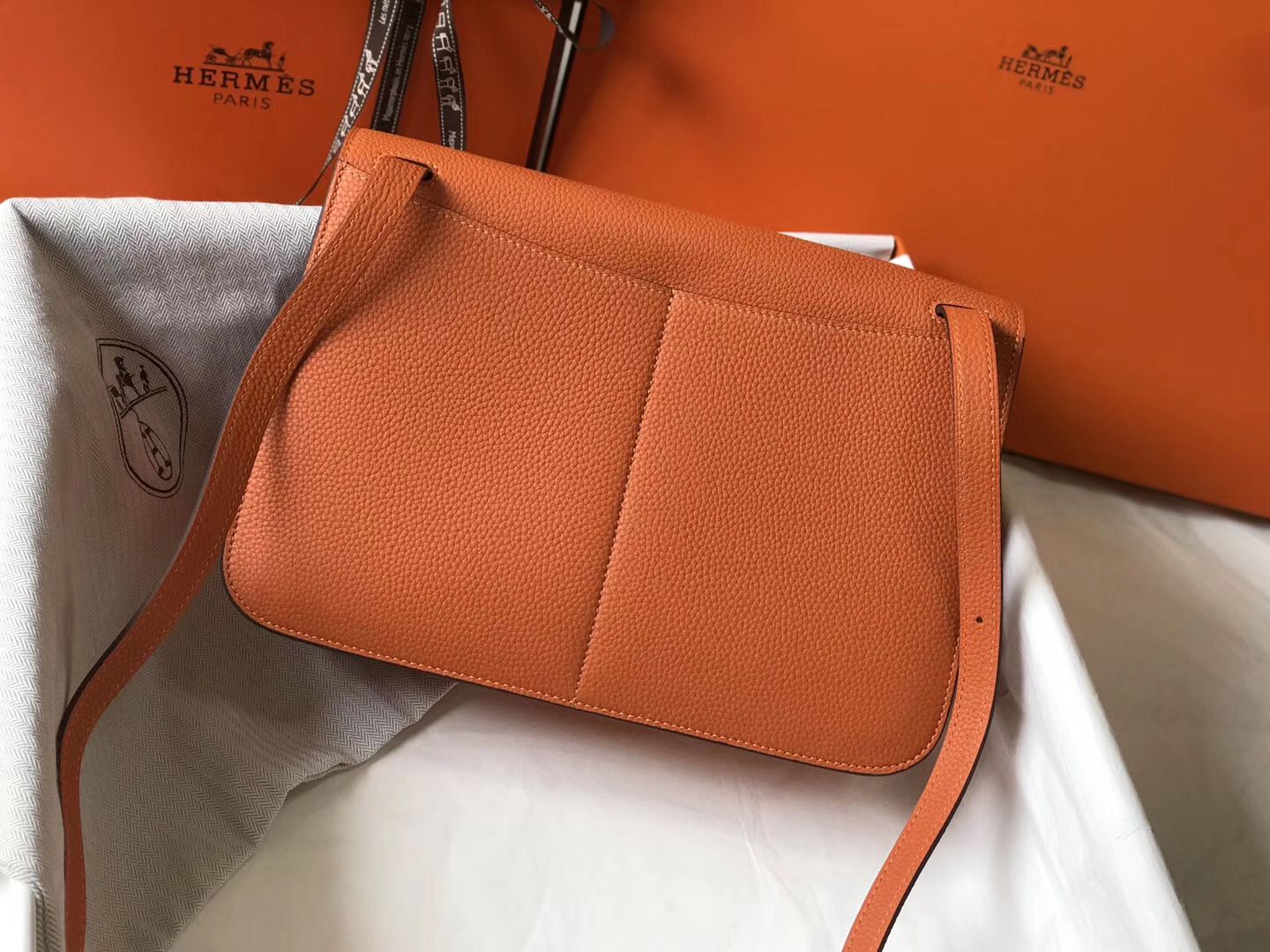 Hermes Halzan 31cm Bag In Orange Clemence Leather - Image 8