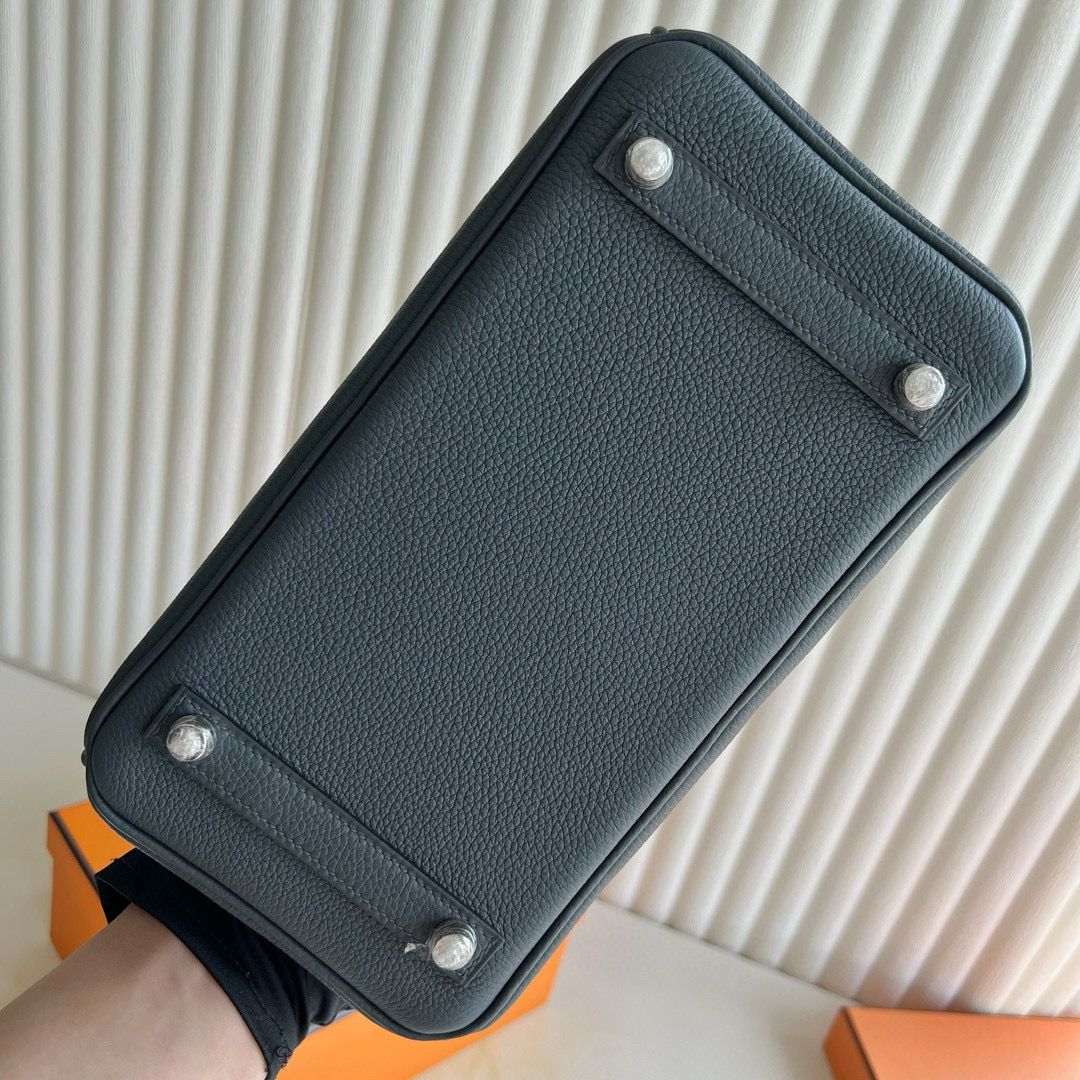 Hermes Birkin 25 Retourne Handmade Bag in Gris Misty Clemence Leather - Image 10