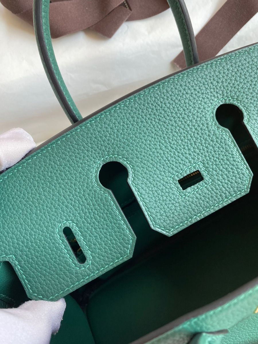 Hermes Birkin 25 Handmade Bag In Malachite Clemence Leather - Image 9
