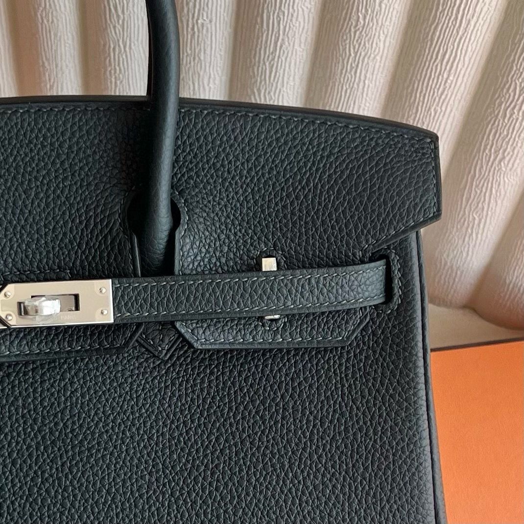 Hermes Birkin 25 Retourne Handmade Bag in Vert Cypres Clemence Leather - Image 3