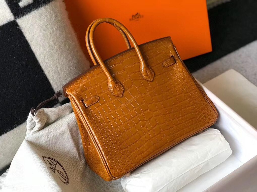 Hermes Birkin 25cm Bag In Gold Embossed Crocodile Leather - Image 3