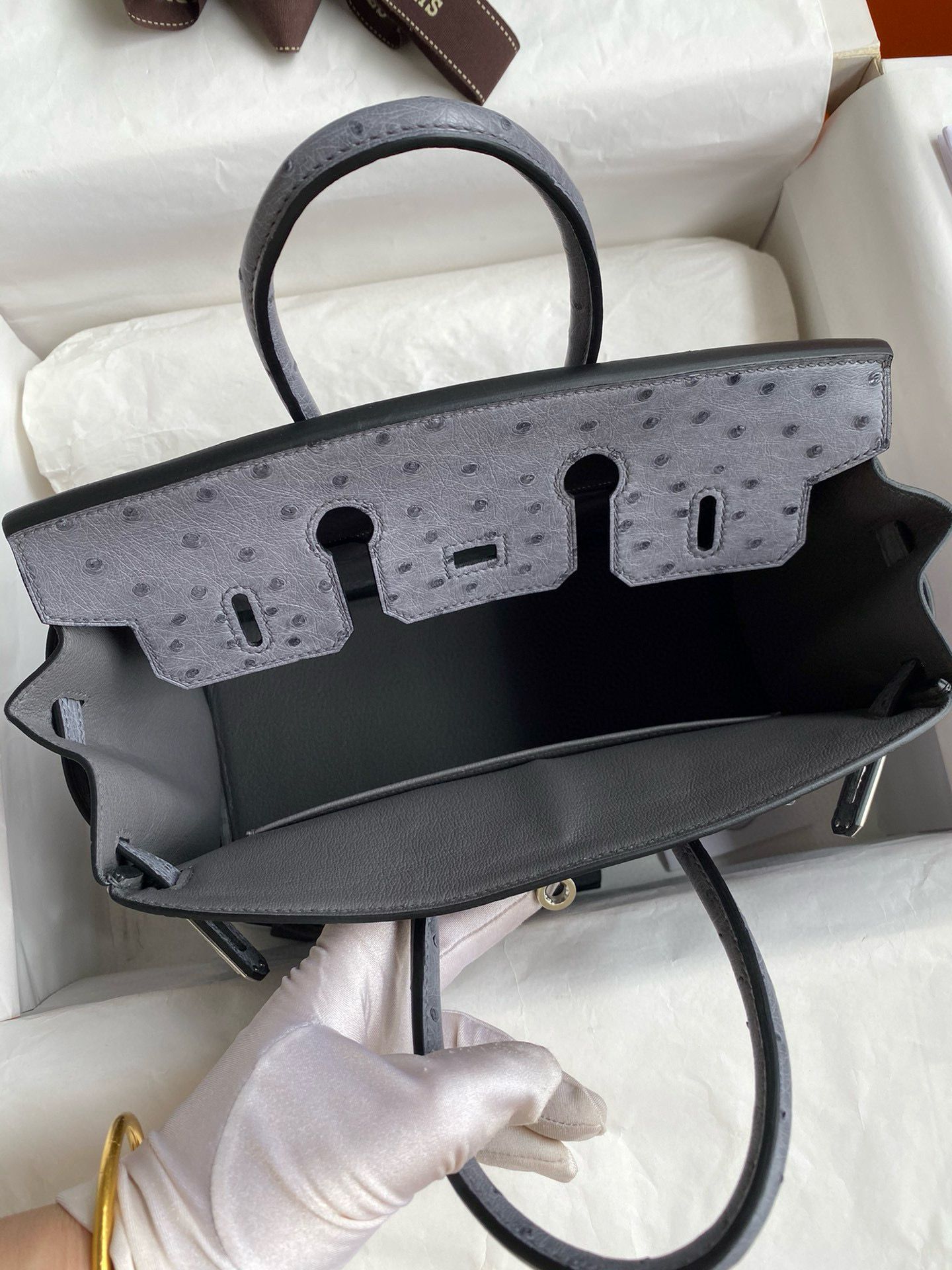 Hermes Birkin 25 Retourne Handmade Bag in Gris Agate Ostrich Leather - Image 8