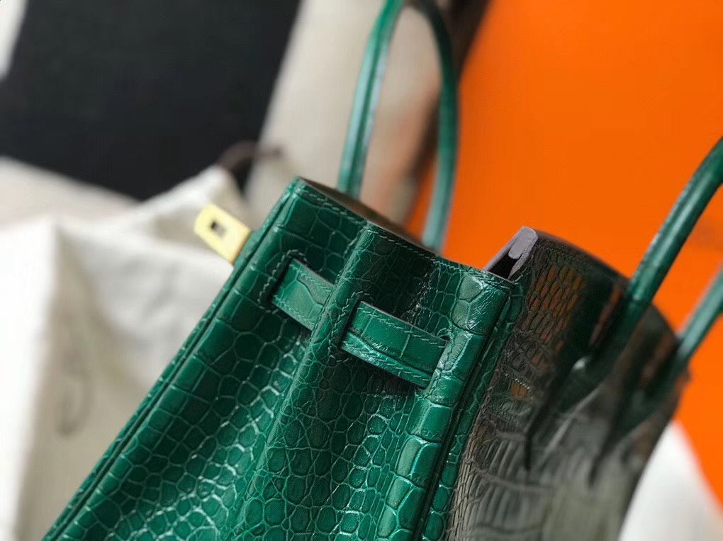 Hermes Birkin 30cm Bag In Green Embossed Crocodile Leather - Image 4