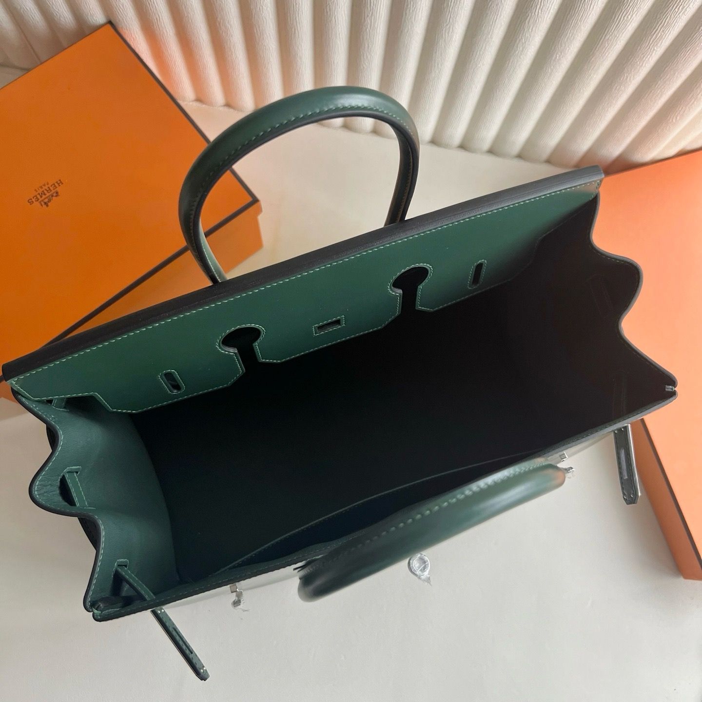 Hermes Birkin 35 Retourne Handmade Bag in Vert Fonce Box Calfskin - Image 9