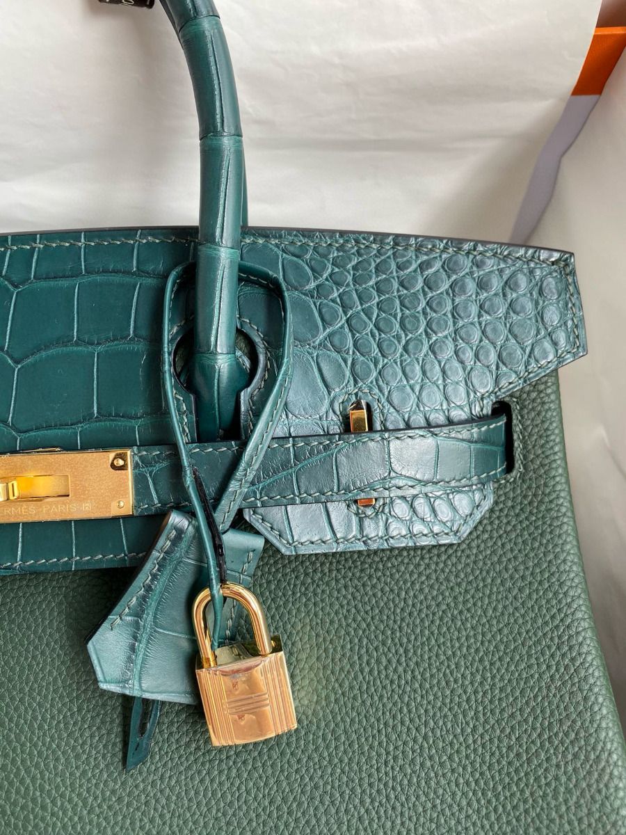 Hermes Touch Birkin 30 Bag in Green Clemence and Matte Alligator Leather - Image 4