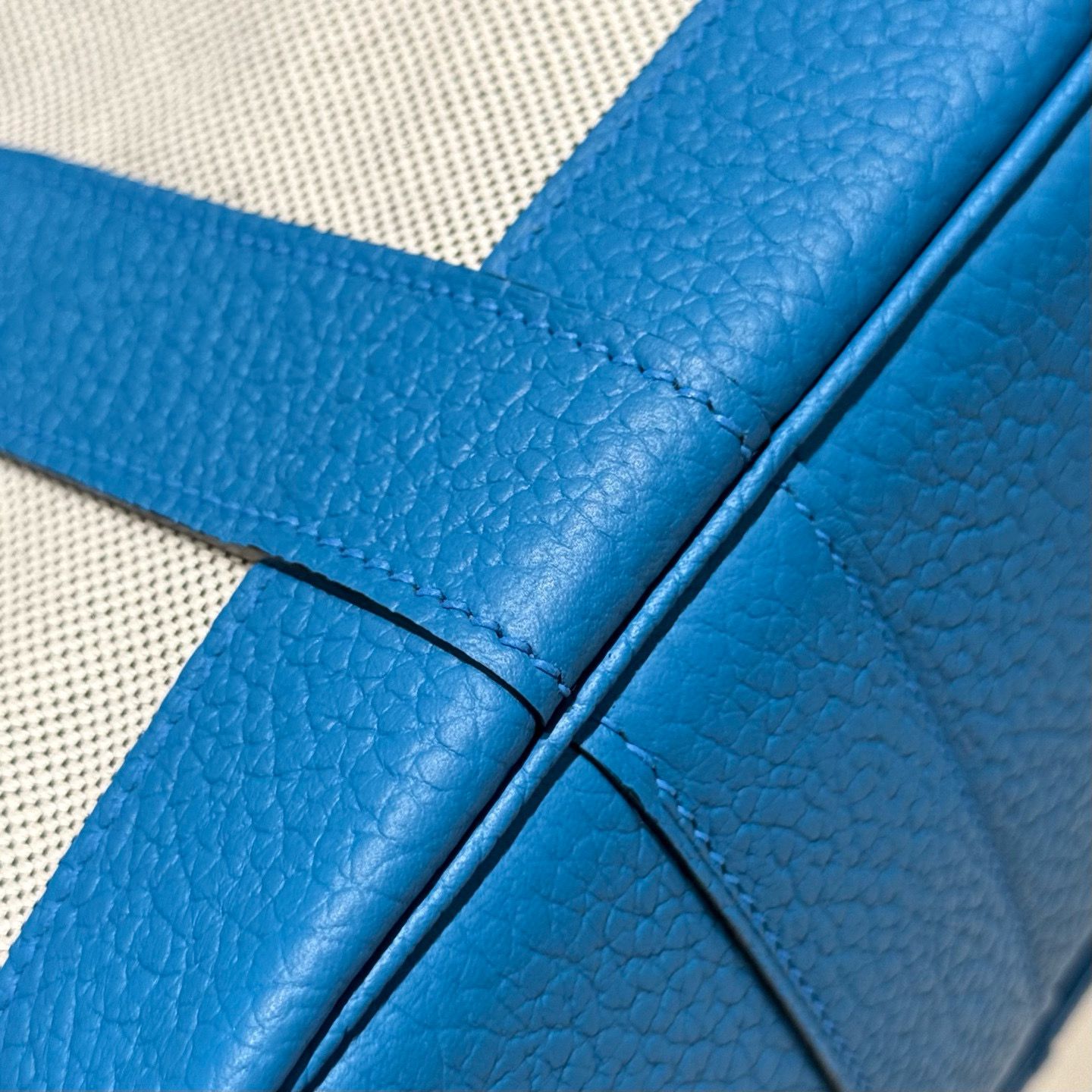 Hermes Neo Garden Party 23 Bag in Canvas and Blue Negonda Calfskin - Image 9