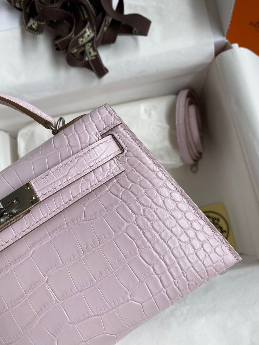 Hermes Kelly Mini II Sellier Handmade Bag In Mauve Pale Matte Alligator Leathe - Image 5
