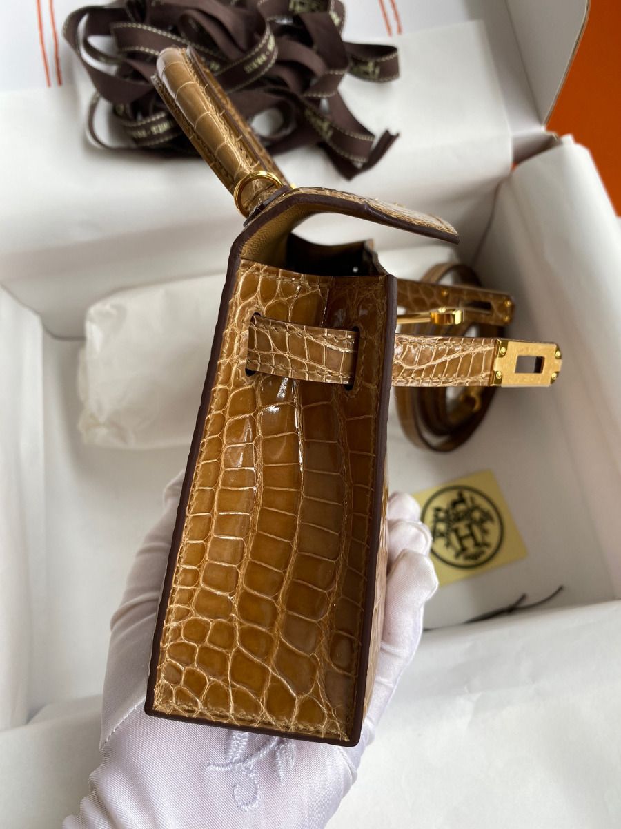 Hermes Kelly Mini II Sellier Handmade Bag In Ficelle Shiny Alligator Leather - Image 7