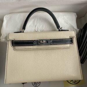 Hermes Kelly Mini II Sellier Bicolor Handmade Bag in Nata and Black Chevre Mysore Leather