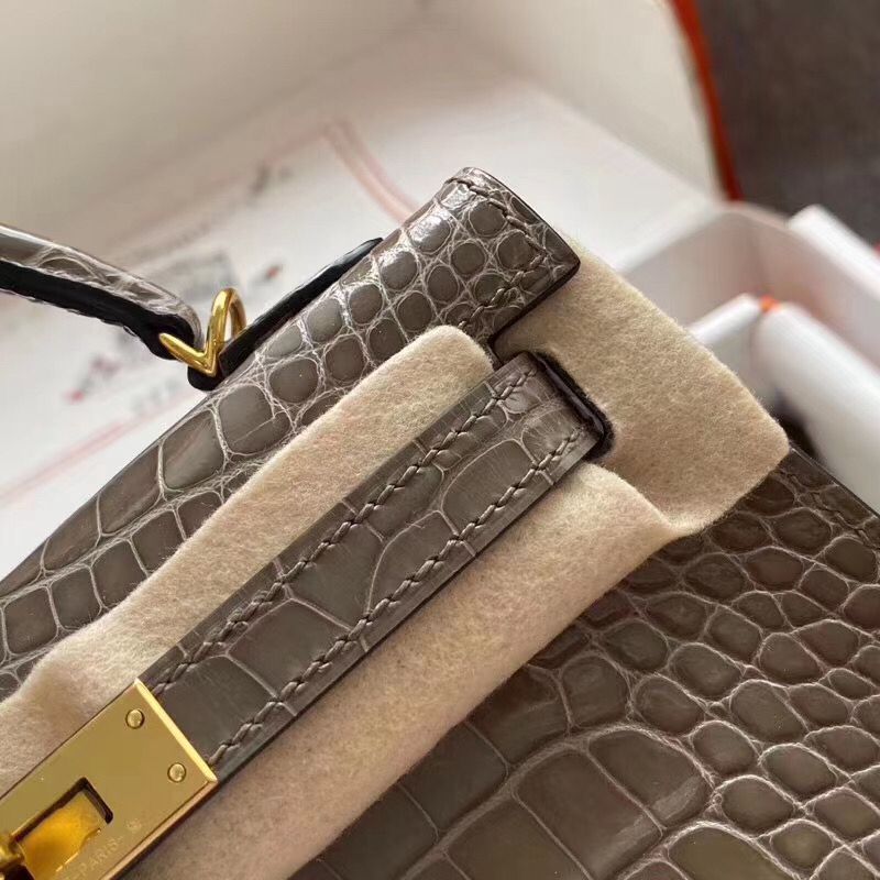 Hermes Kelly Mini II Handmade Bag In Taupe Alligator Crocodile - Image 3