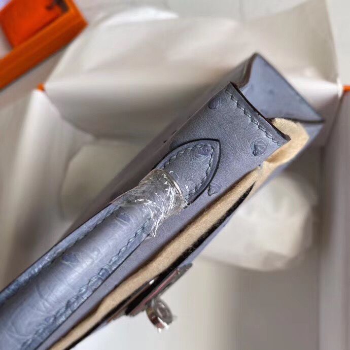 Hermes Kelly Mini II Handmade Bag In Blue Lin Ostrich Leather - Image 4