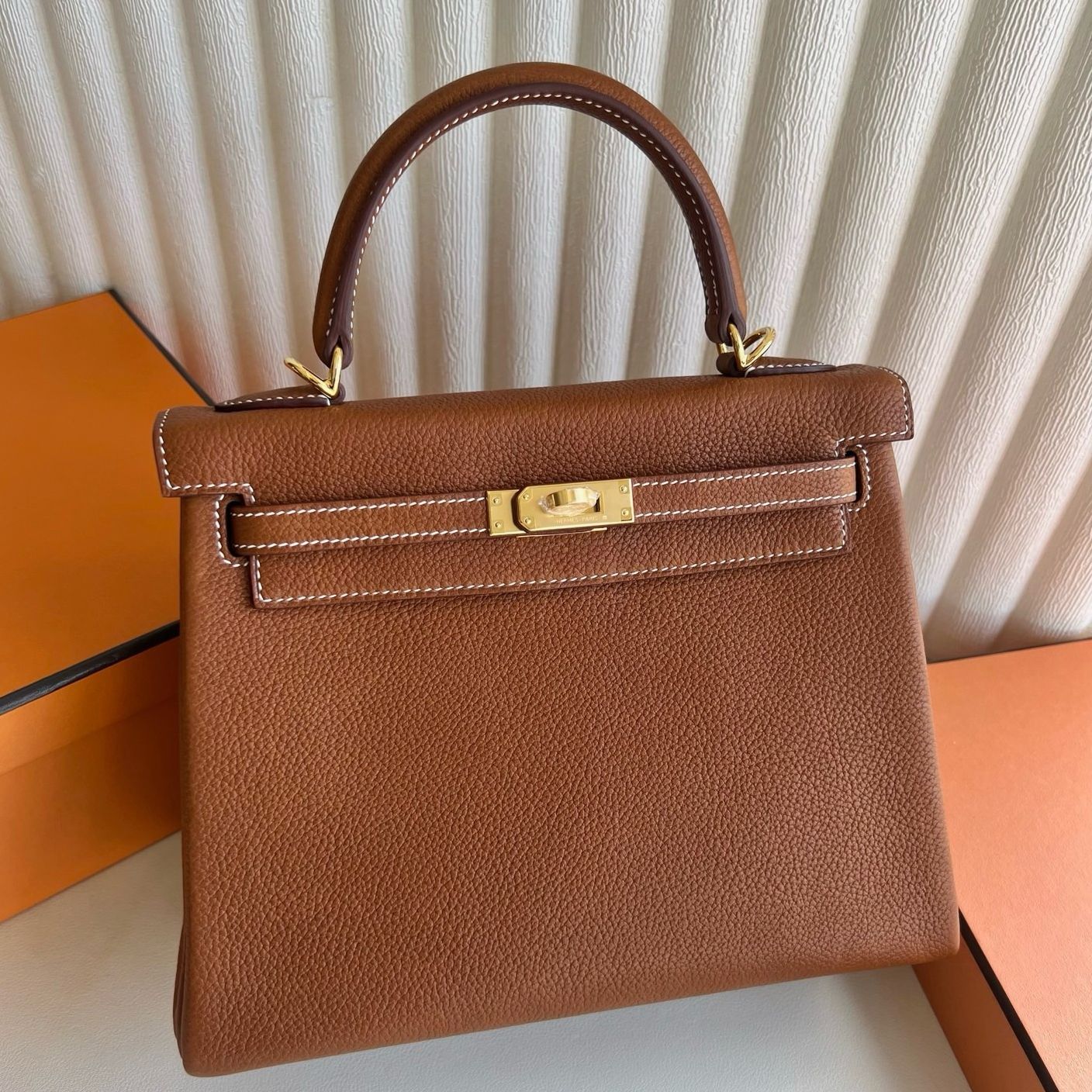 Hermes Kelly 25 Retourne Handmade Bag in Fauve Barenia Faubourg Calfskin