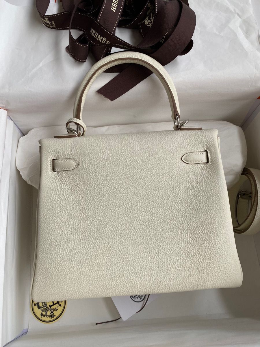 Hermes Kelly Retourne 25 Handmade Bag In Mushroom Clemence Leather - Image 3