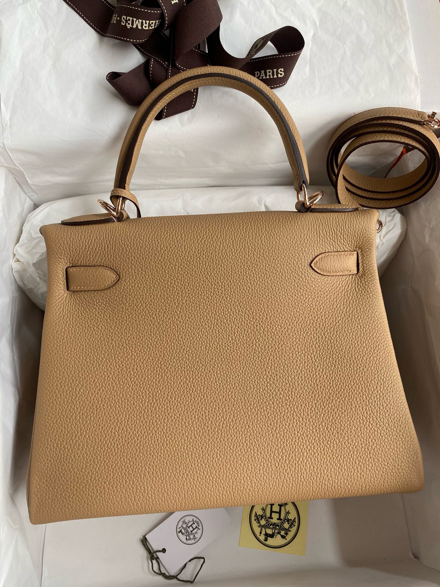 Hermes Kelly Retourne 28 Handmade Bag In Chai Clemence Leather - Image 3