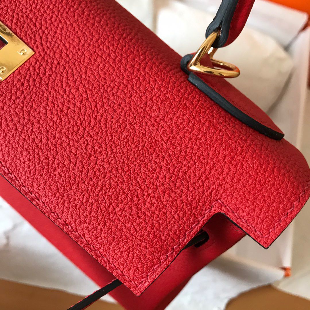 Hermes Kelly Retourne 28 Handmade Bag In Red Clemence Leather - Image 5