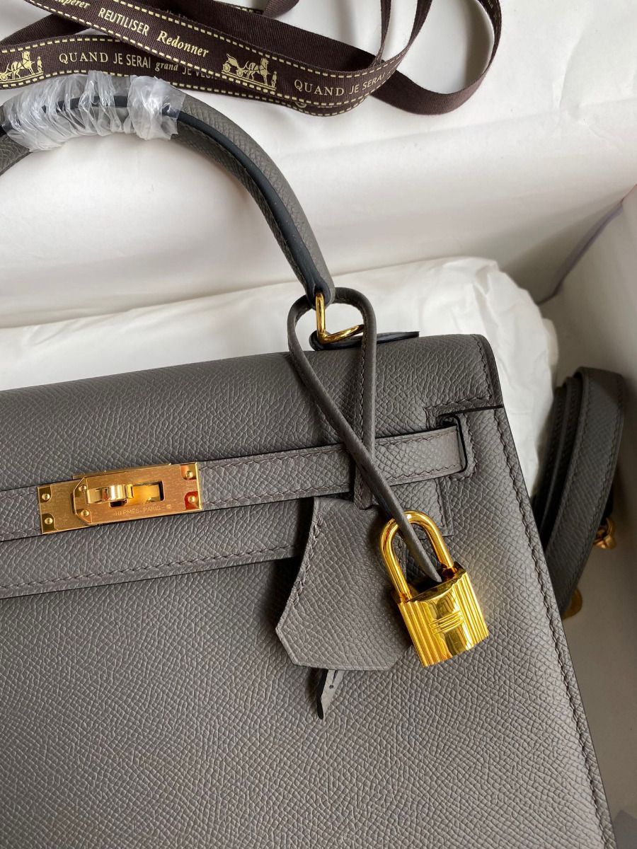 Hermes Kelly Sellier 28 Handmade Bag In Etain Epsom Calfskin - Image 4