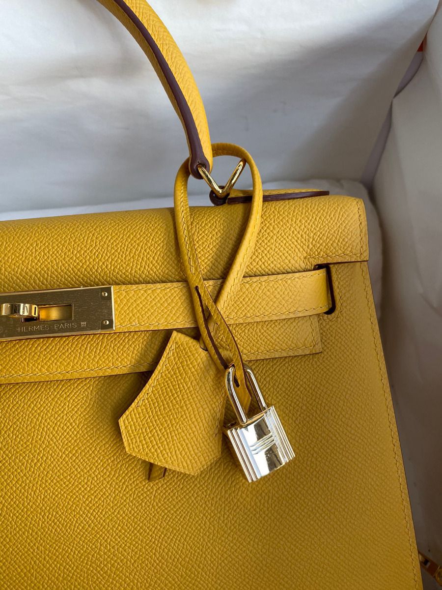 Hermes Kelly Sellier 28 Handmade Bag In Jaune Ambre Epsom Calfskin - Image 4