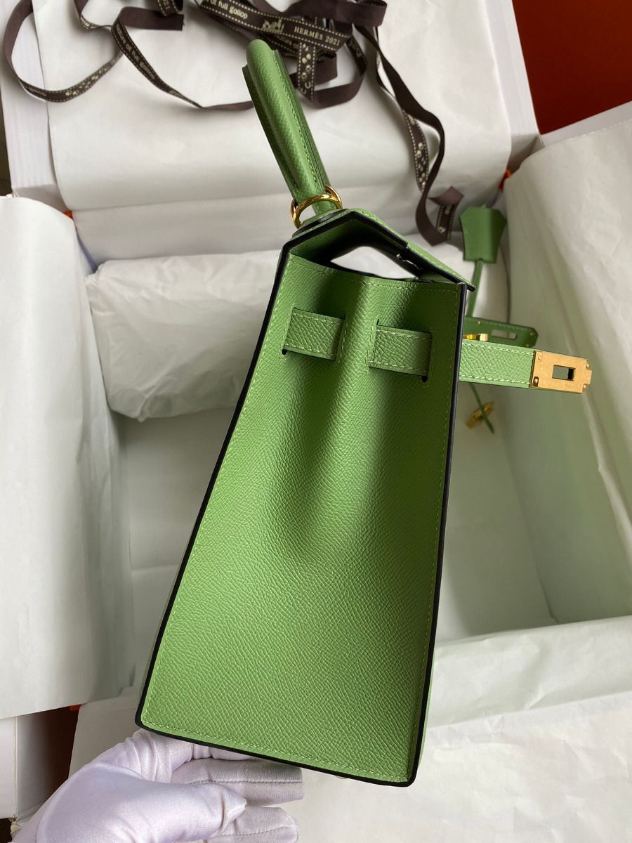 Hermes Kelly Sellier 28 Handmade Bag In Vert Criquet Epsom Calfskin - Image 6