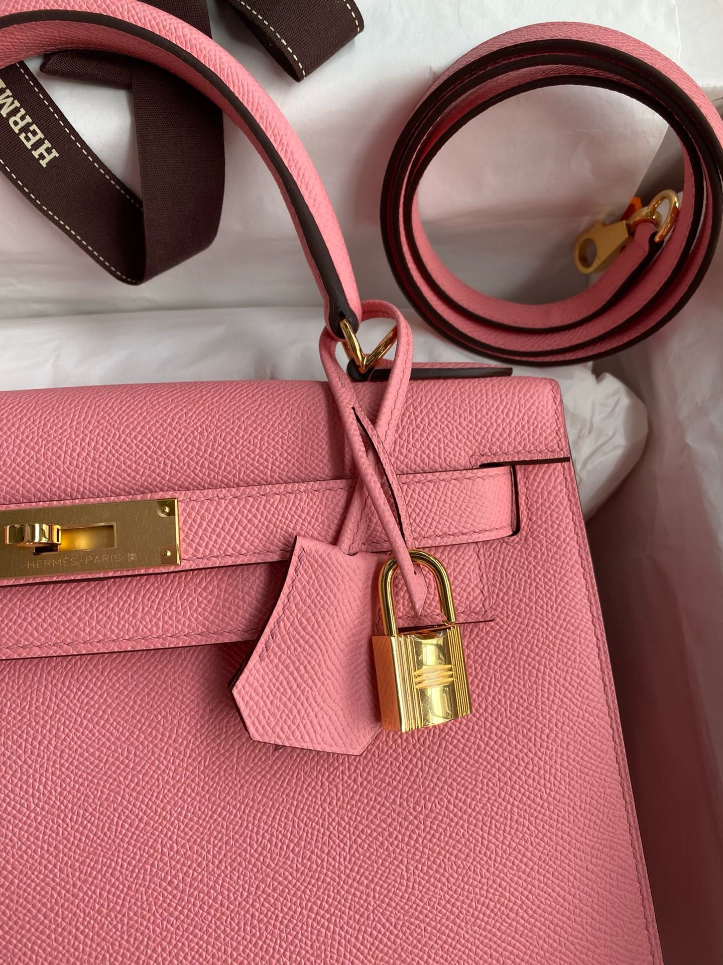 Hermes Kelly Sellier 32 Handmade Bag In Rose Confetti Epsom Calfskin - Image 4