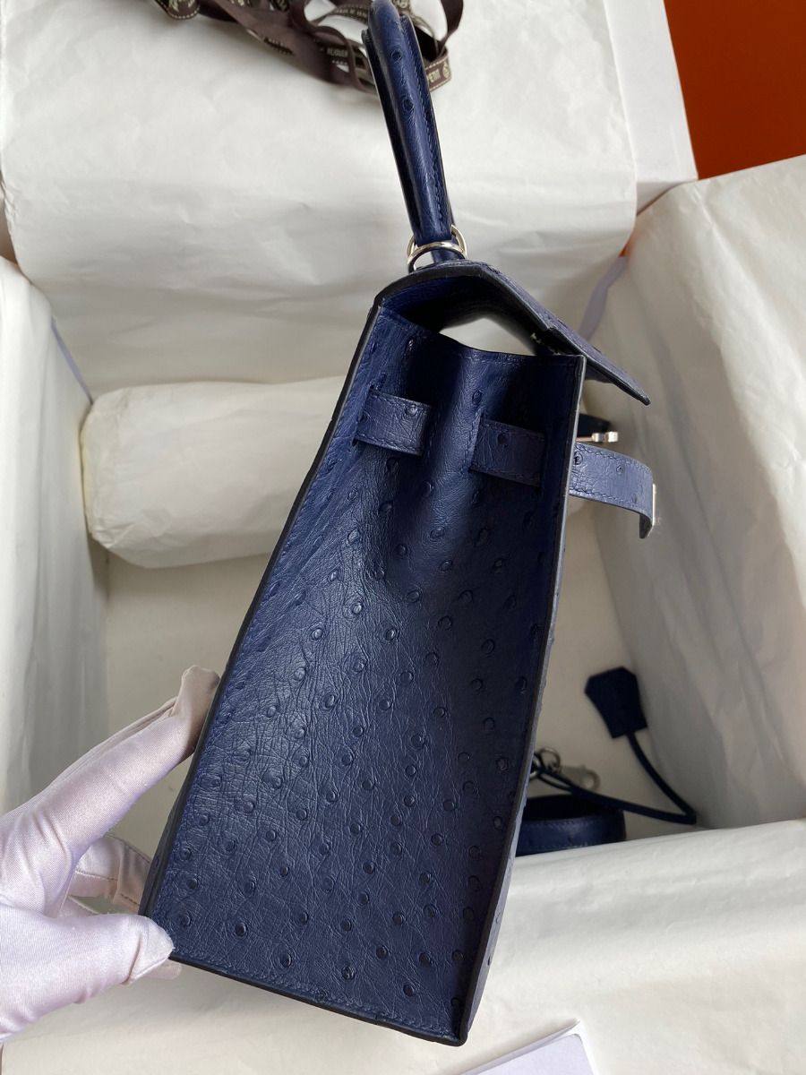 Hermes Kelly Sellier 32 Handmade Bag In Blue Iris Ostrich Leather - Image 6