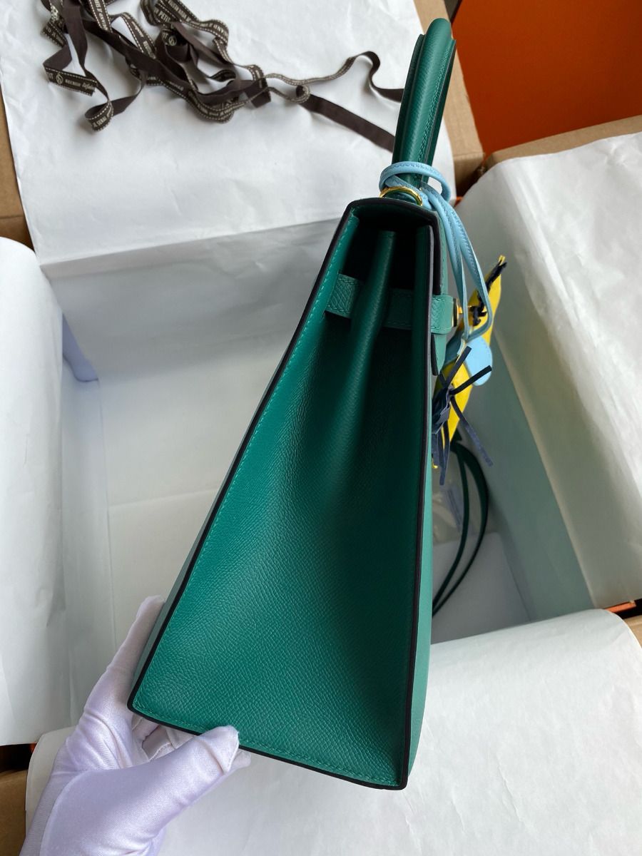 Hermes Kelly Sellier 35 Handmade Bag In Malachite Epsom Calfskin - Image 6