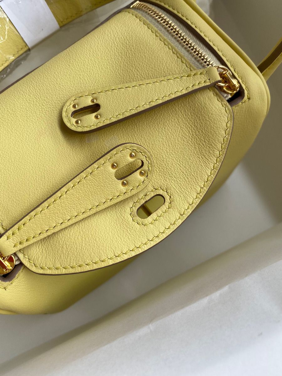 Hermes Mini Lindy Handmade Bag In Jaune Poussin Swift Leather - Image 6