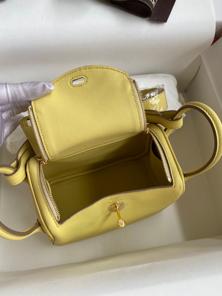 Hermes Mini Lindy Handmade Bag In Jaune Poussin Swift Leather - Image 7