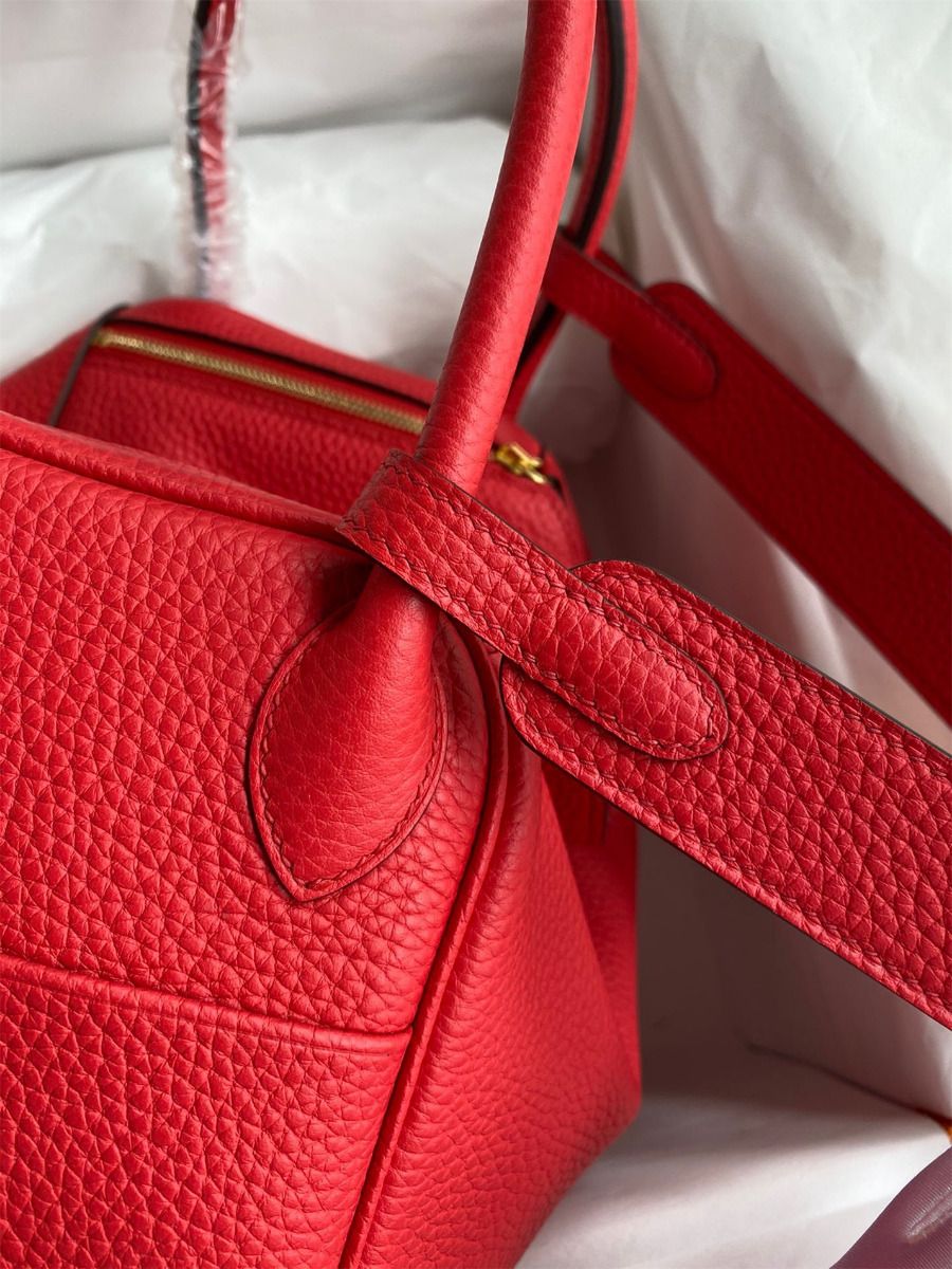 Hermes Lindy 26 Handmade Bag In Red Clemence Leather - Image 5