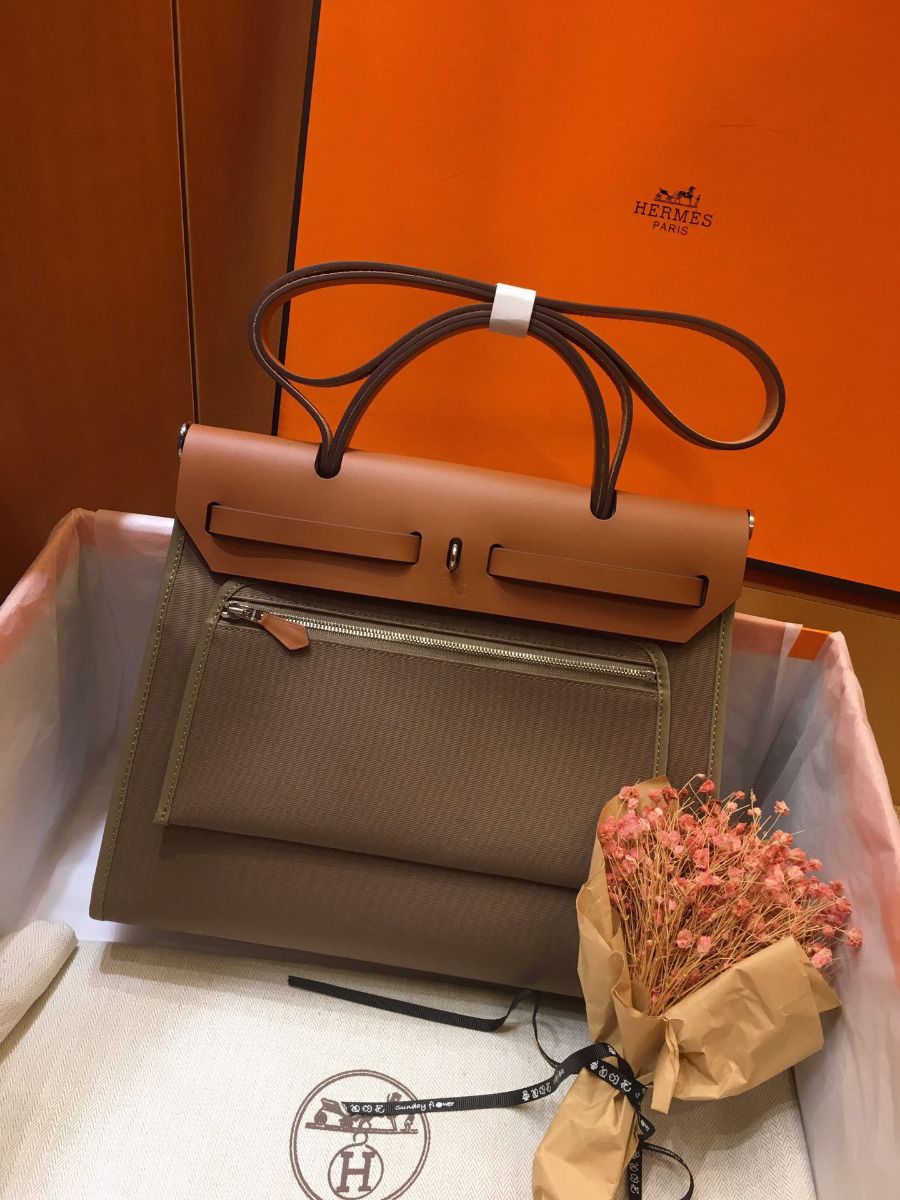 Hermes Herbag Zip 31cm Bag In Brown And Taupe - Image 3