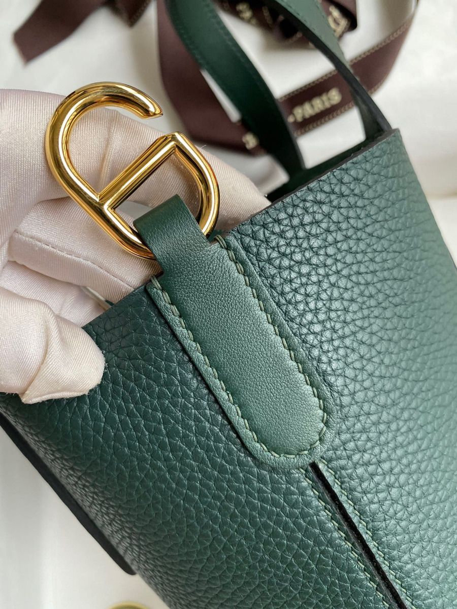 Hermes In The Loop 18 Handmade Bag in Vert Cypres Clemence Leather - Image 5