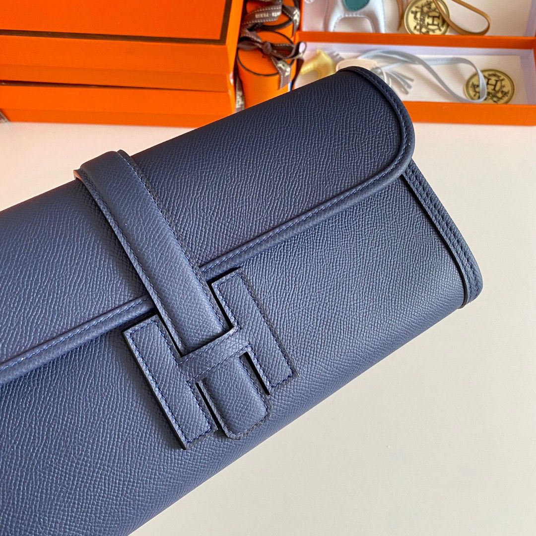 Hermes Jige Elan 29 Clutch Bag In Blue Saphir Epsom Leather - Image 4