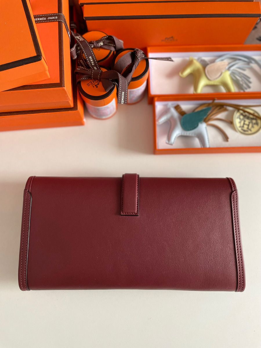 Hermes Jige Elan 29 Clutch Bag In Bordeaux Swift Calfskin - Image 3