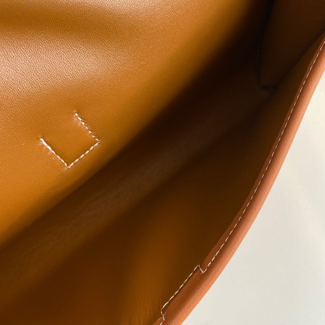 Hermes Jige Elan 29 Clutch Bag In Gold Swift Calfskin - Image 8