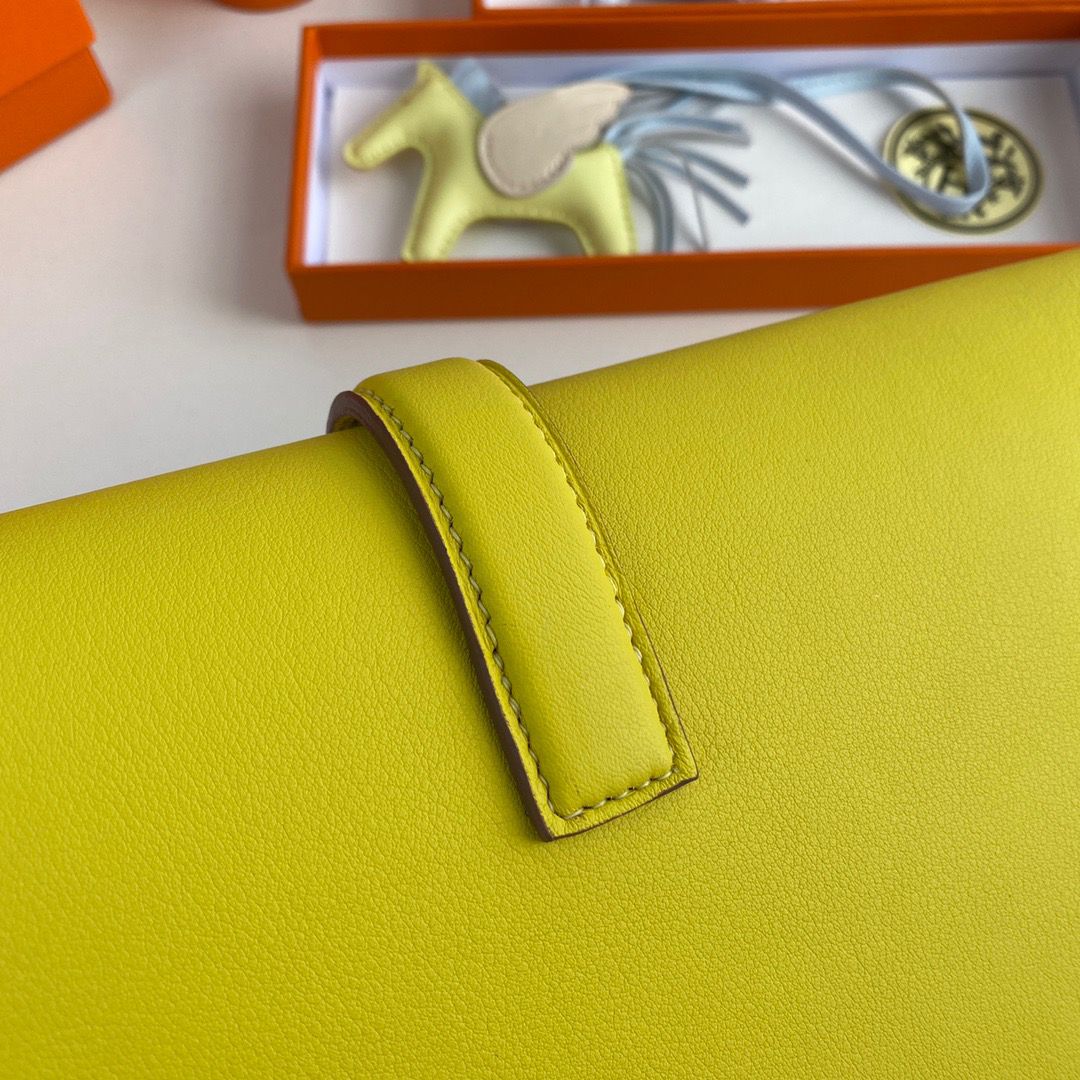 Hermes Jige Elan 29 Clutch Bag In Lime Swift Calfskin - Image 4