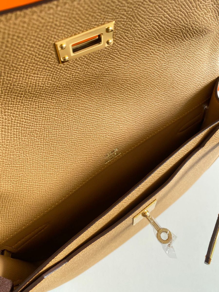 Hermes Kelly Depeches 25 Pouch in Sesame Epsom Calfskin - Image 8