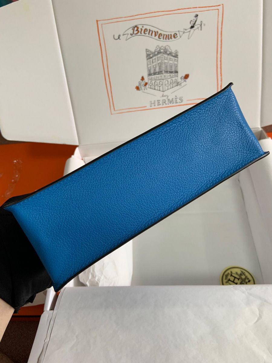 Hermes Kelly Danse II Bag In Blue Hydra Evercolor Calfskin - Image 5