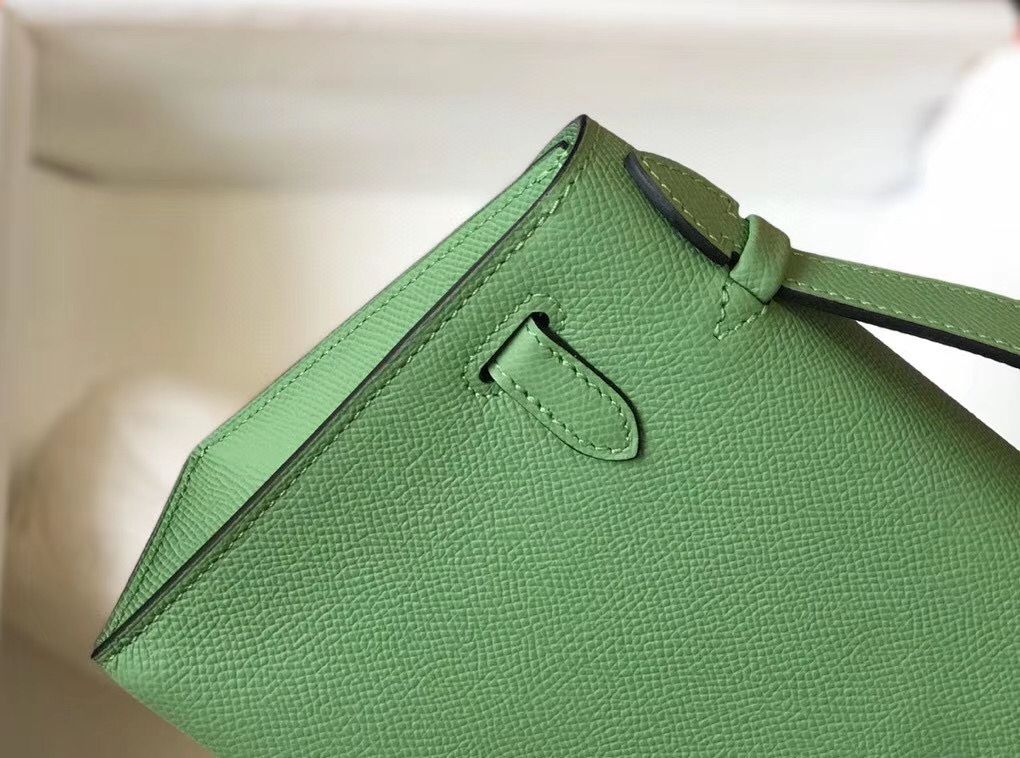Hermes Kelly Pochette Bag In Vert Criquet Epsom Leather - Image 6