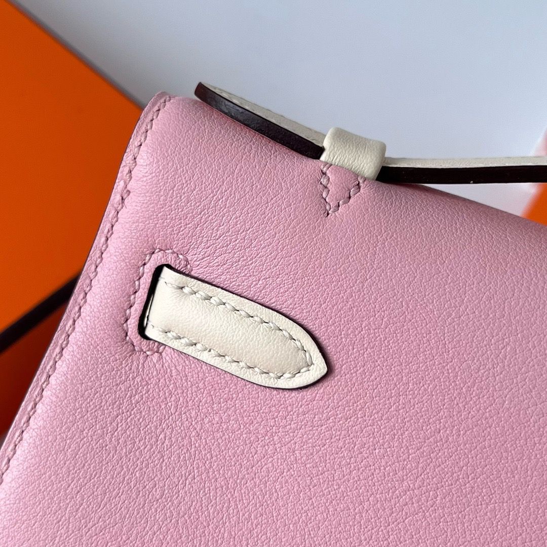 Hermes HSS Kelly Pochette Bicolor Bag in Pink and Craie Swift Calfskin - Image 4
