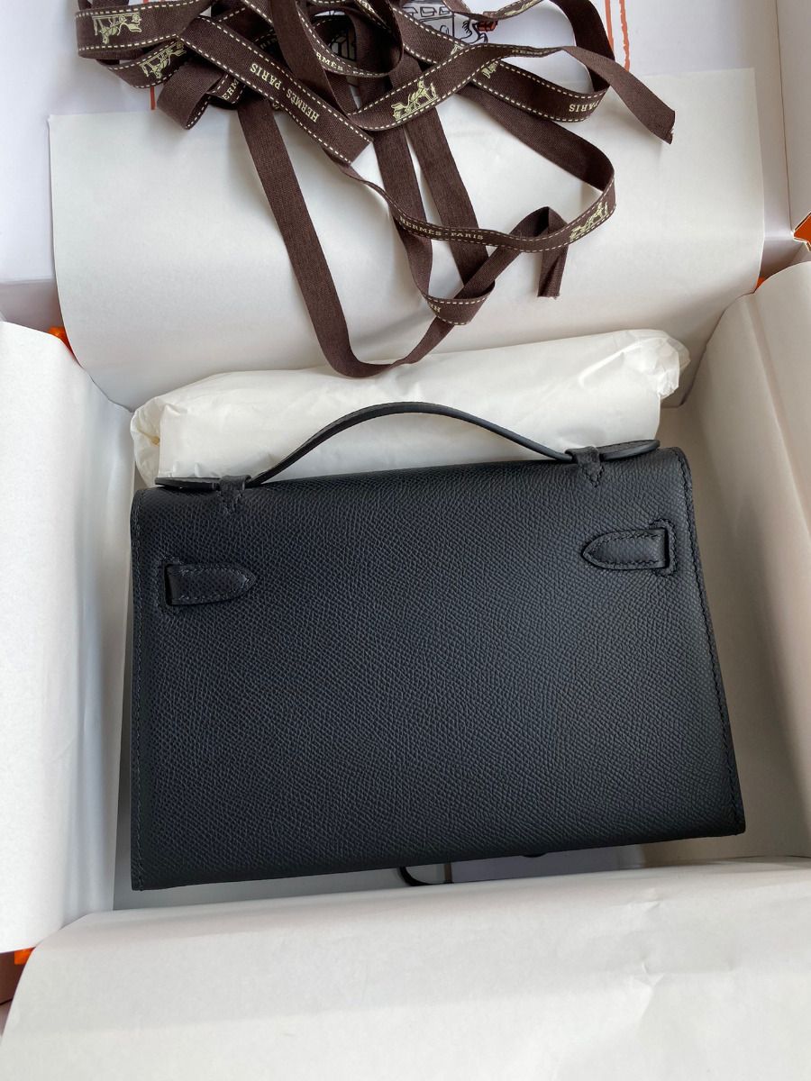 Hermes Kelly Pochette Handmade Bag In Black Epsom Calfskin - Image 3