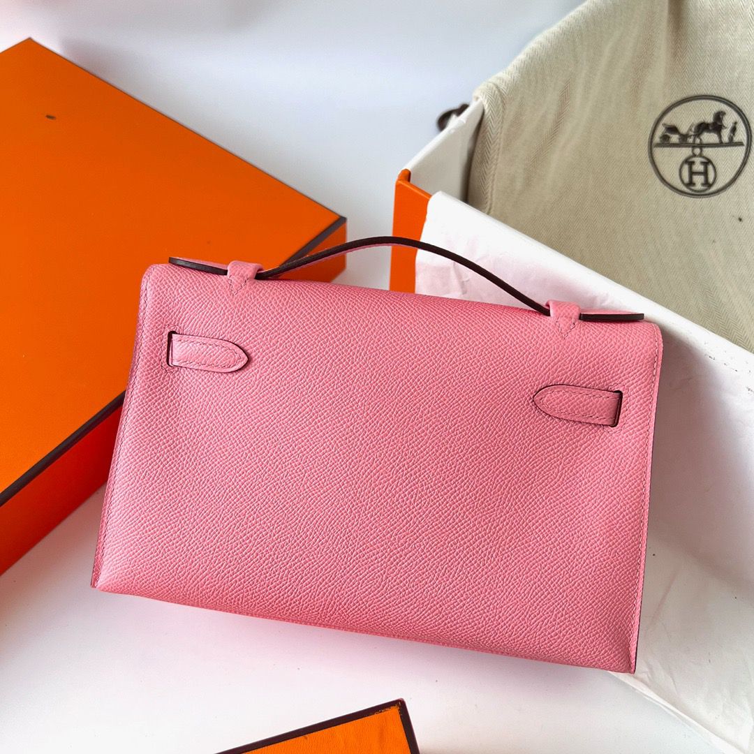 Hermes Kelly Pochette Handmade Bag In Rose Confetti Epsom Calfskin - Image 4